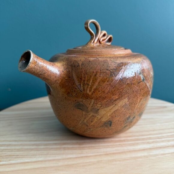 Vintage Raymond Gallucci Artisan Ceramic Teapot Swirl w/Lid Design Signed - Picture 5 of 10